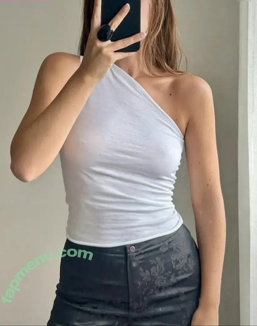 Vinted/eBay nude photo #0084 (Vinted/eBay)