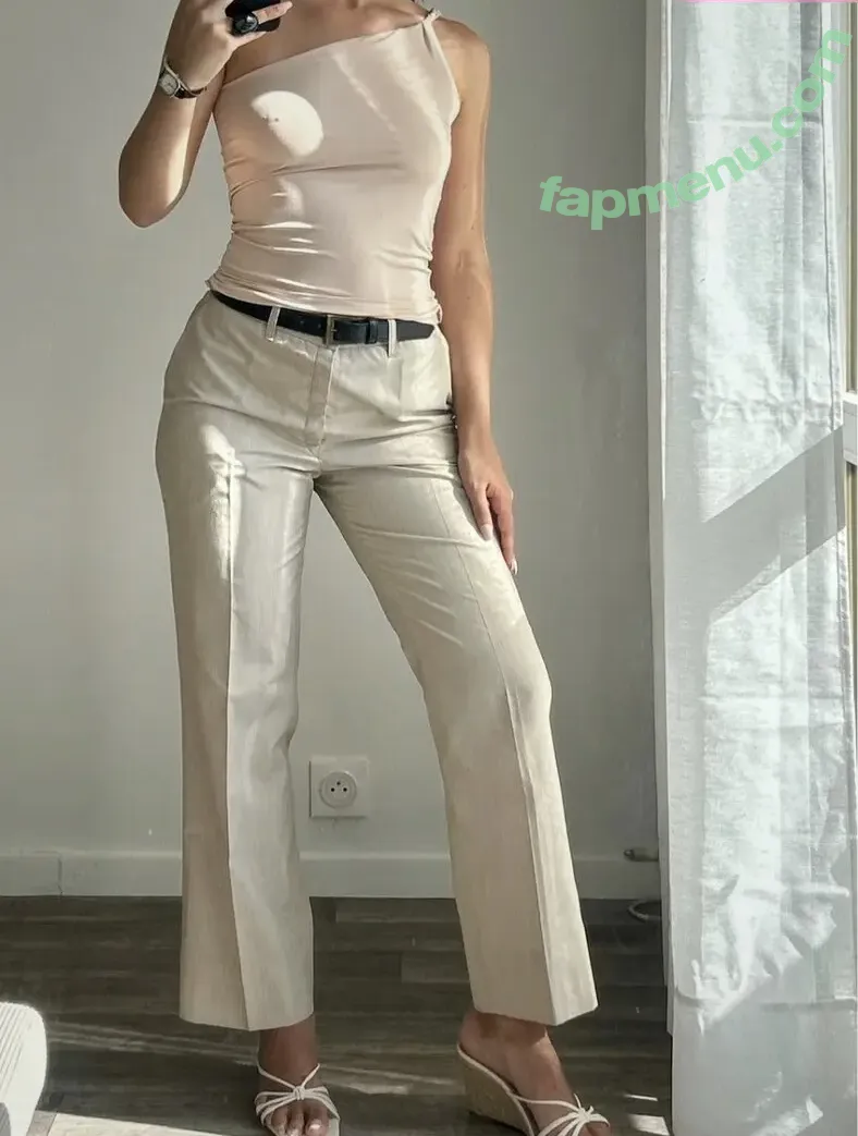Vinted/eBay nude photo #0090 (Vinted/eBay)