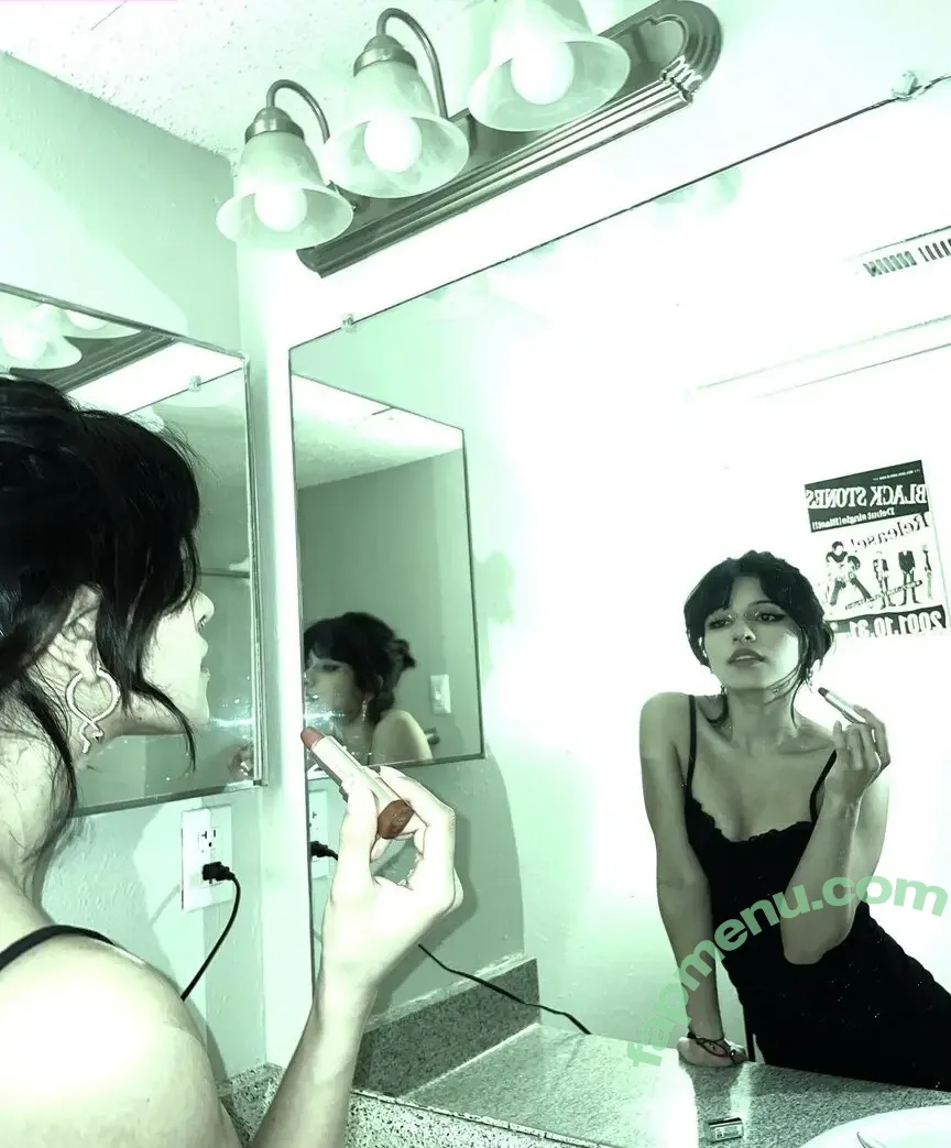 Violent Vira nude photo #0006 (violentvira)