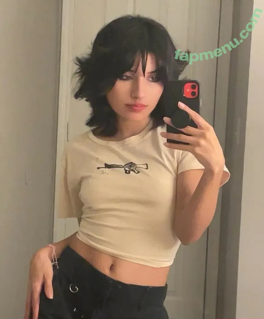 Violent Vira nude photo #0010 (violentvira)