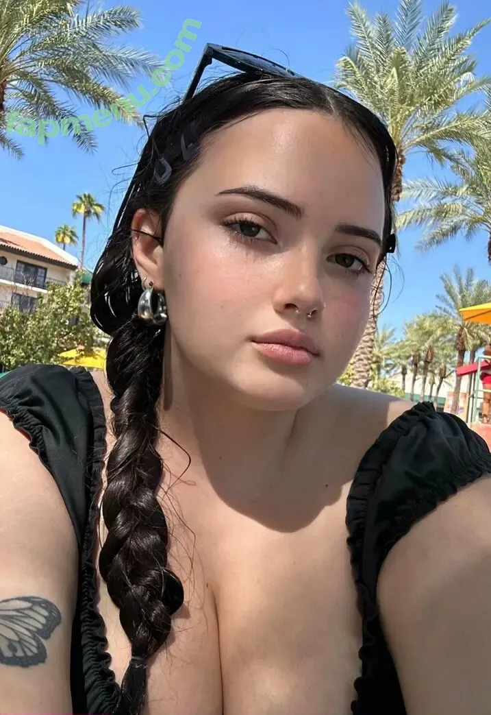 violet_harmon nude photo #0013 (violet_harmon)