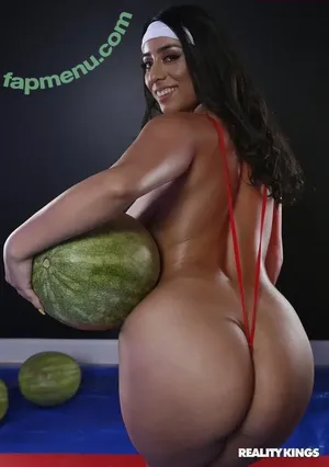 Violet Myers / violetmyers / violetsaucy / waifuviolet nude photo #0018