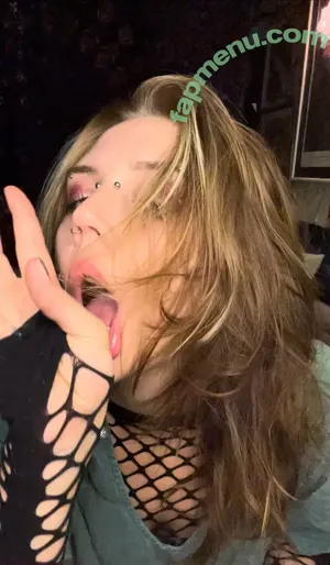  nude photo #0004