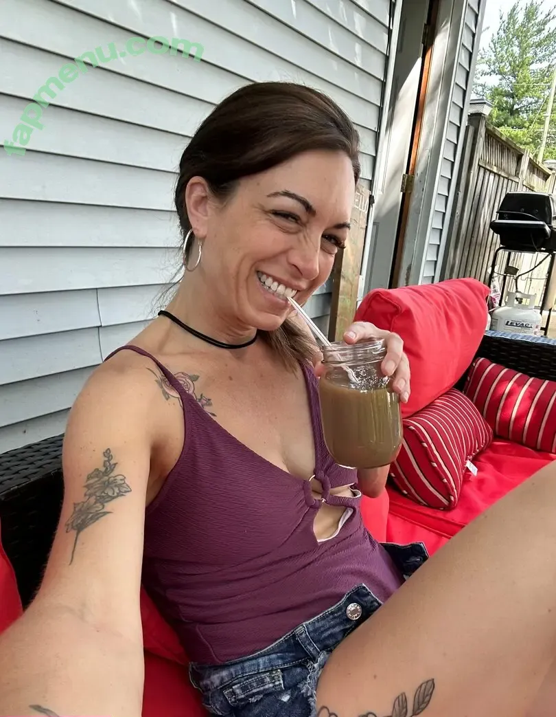 violetnaughtyy nude photo #0026 (violetnaughtyy)