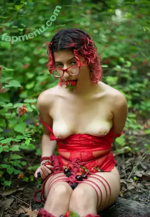  nude photo #0012
