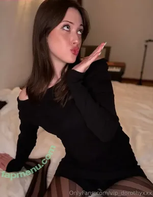  nude photo #0002