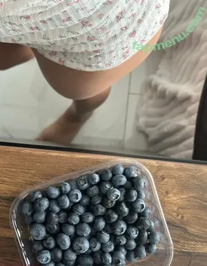  nude photo #0004