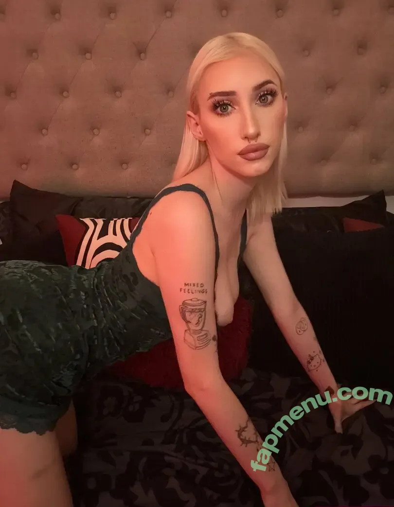 vipstellaskye nude photo #0250 (itsstellaskye)