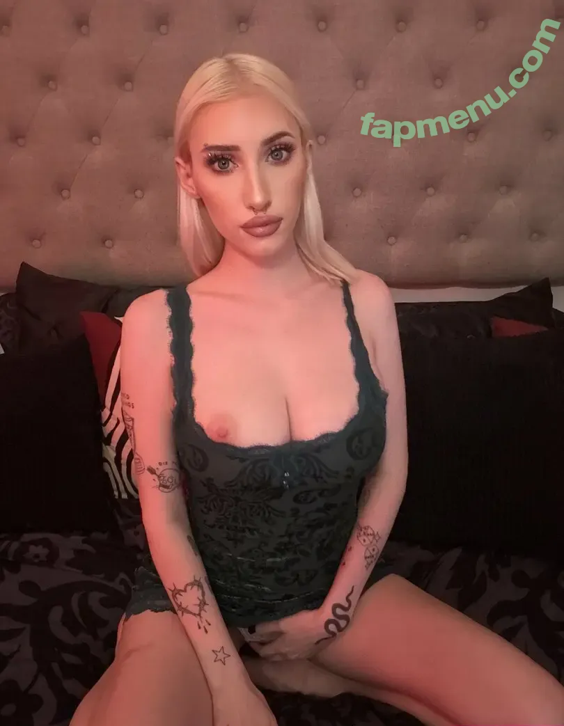 vipstellaskye nude photo #0251 (itsstellaskye)