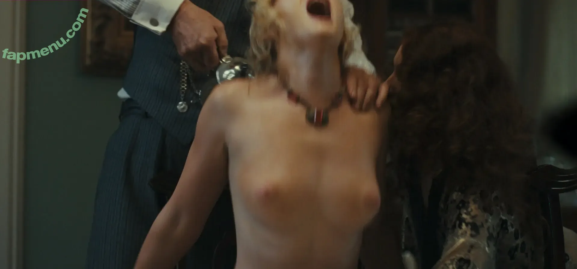 Virginia Gardner nude photo #0291 (Ginny / ginnygardner)