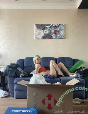  nude photo #0001