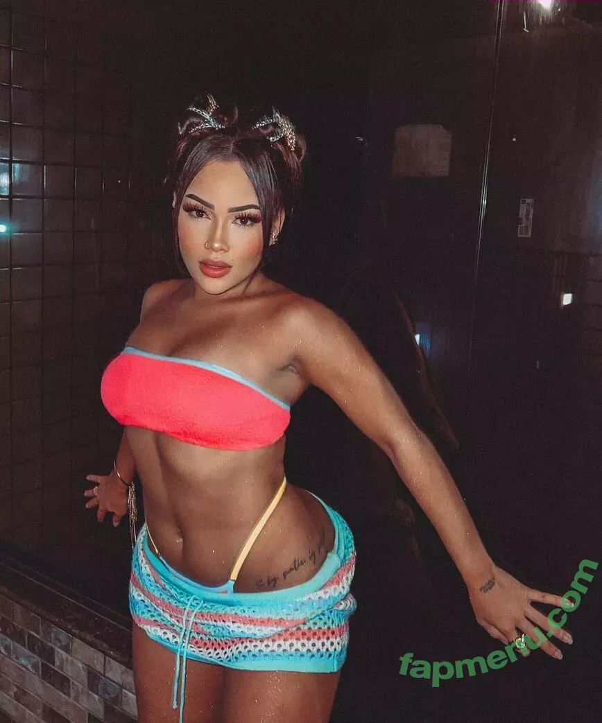 Vitória Kelly nude photo #0100 (victoriakelly01 / vitoriakelly)