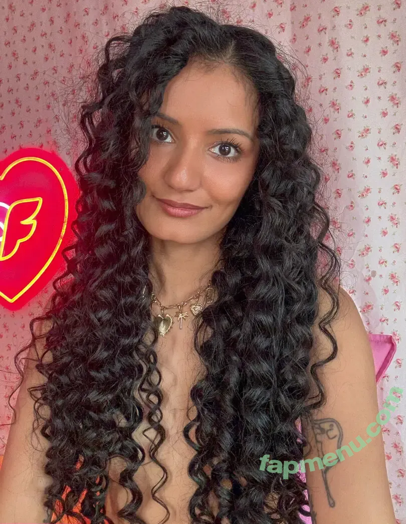 vivaathena nude photo #0001 (vivaathenaxx)