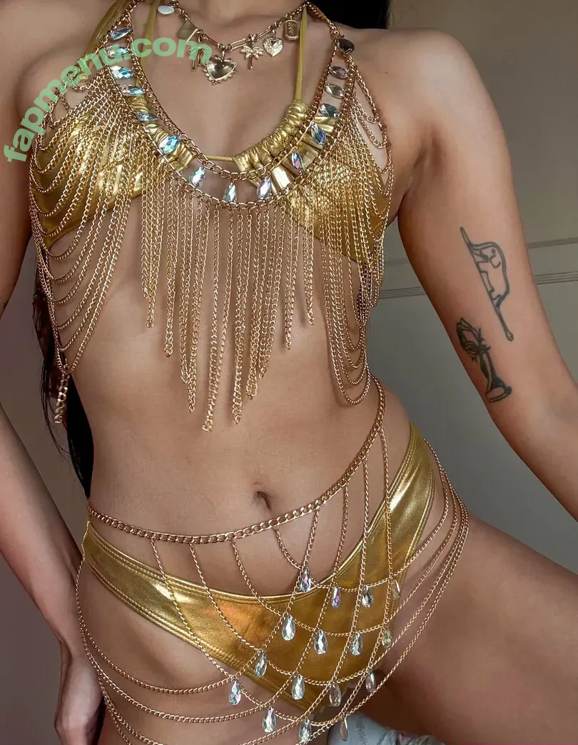 vivaathena nude photo #0016 (vivaathenaxx)