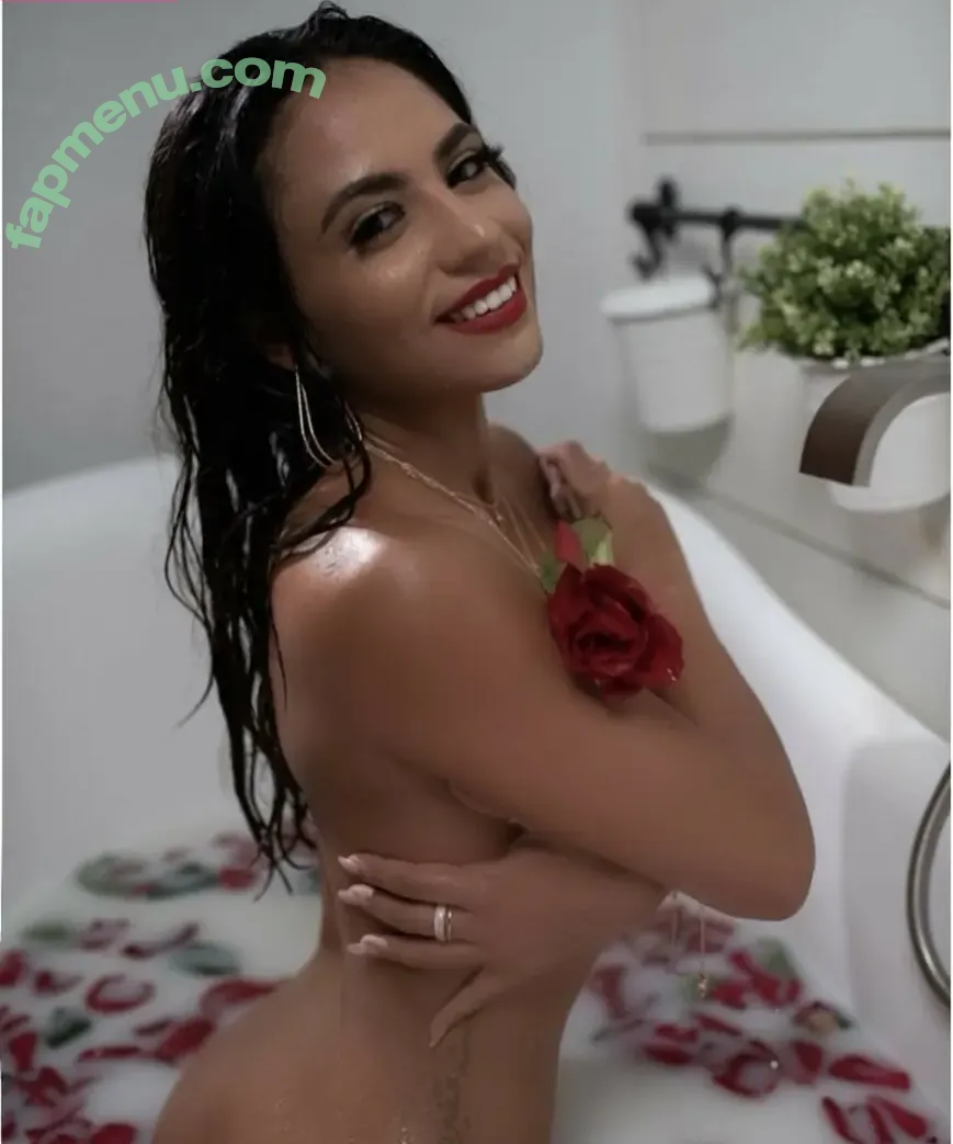 Vivalakush nude photo #0002 (Tasteabriella)