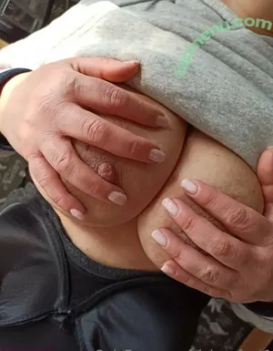 vivianafeet1 / viviannecafe nude photo #0016