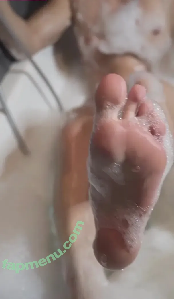 Vladislava Galagan nude photo #0011 (vladigalagan)