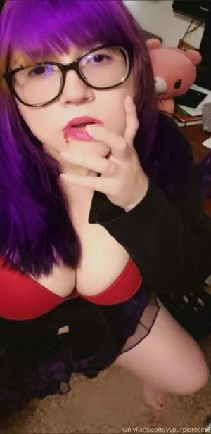 vvpurplerosevv / manwhosmile nude photo #0030