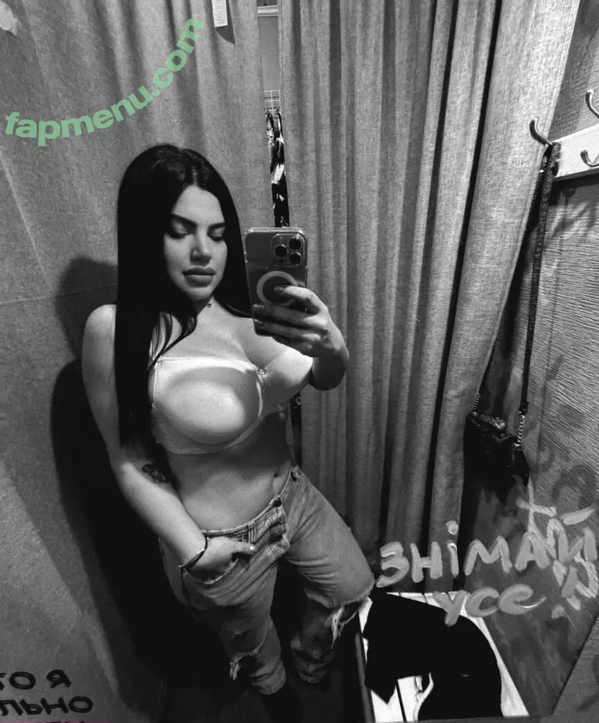 vvv.k_s nude photo #0010 (vvv.k_s)