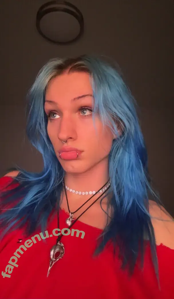 vylyria nude photo #0019 (vylyra)