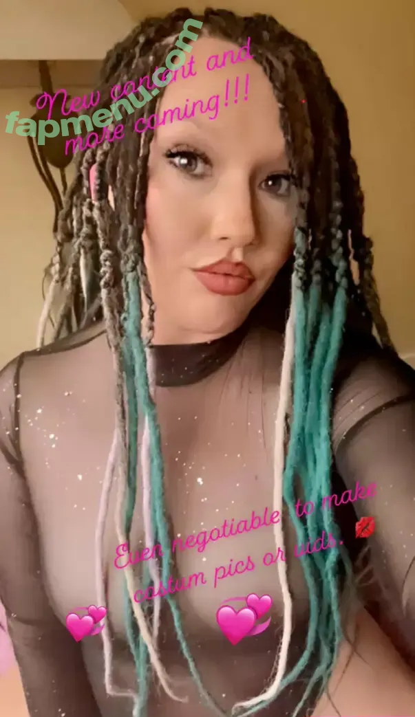 vyxenrae nude photo #0001 (vyxenah)