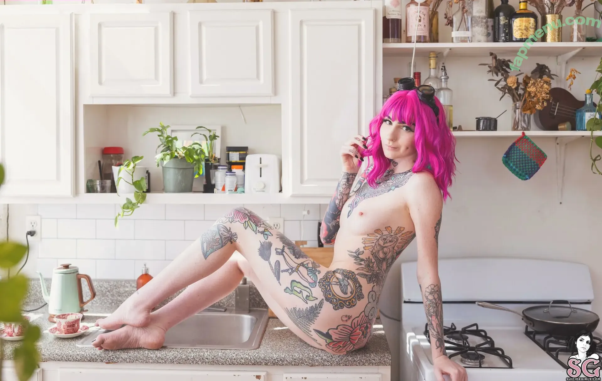WalkingWoounded nude photo #0128 (Sky Graves / WooundedWaifu / walkingwoundedoh)