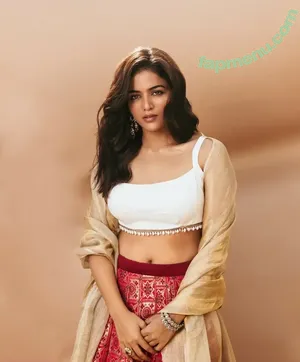 Wamiqa Gabbi / wamiqagabbi nude photo #0027