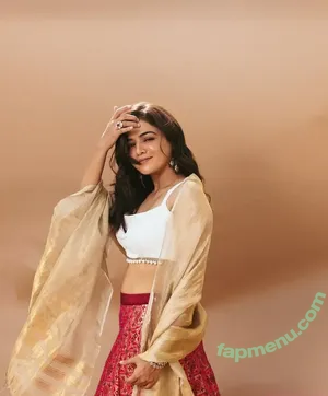Wamiqa Gabbi / wamiqagabbi nude photo #0033