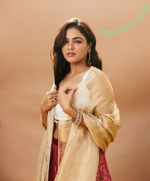 Wamiqa Gabbi / wamiqagabbi nude photo #0039