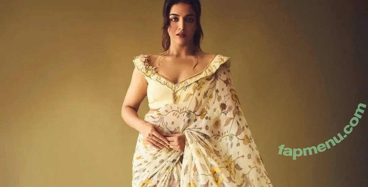 Wamiqa Gabbi nude photo #0056 (wamiqagabbi)