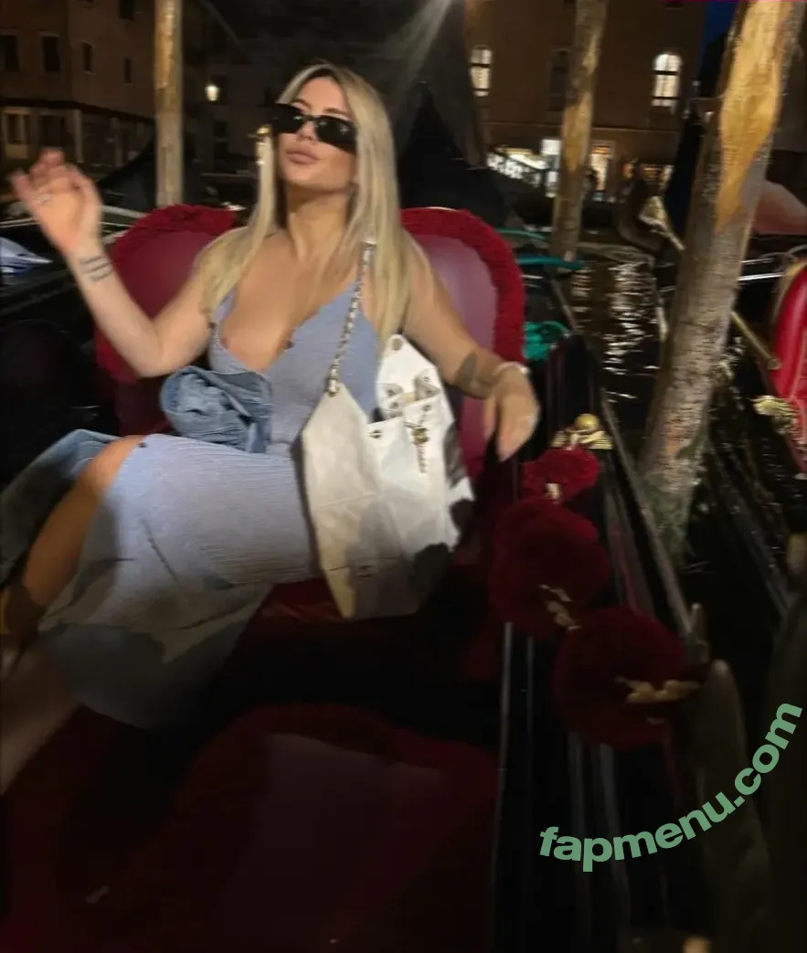 Wanda Nara nude photo #1193 (Icardi / badbitchwan / wanda_nara)