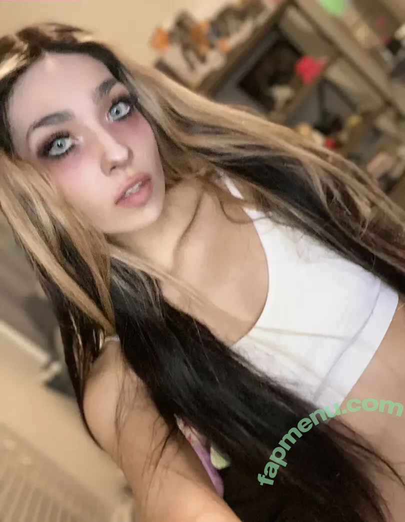 WatchGirlsPlay nude photo #0106 (girlsplay)