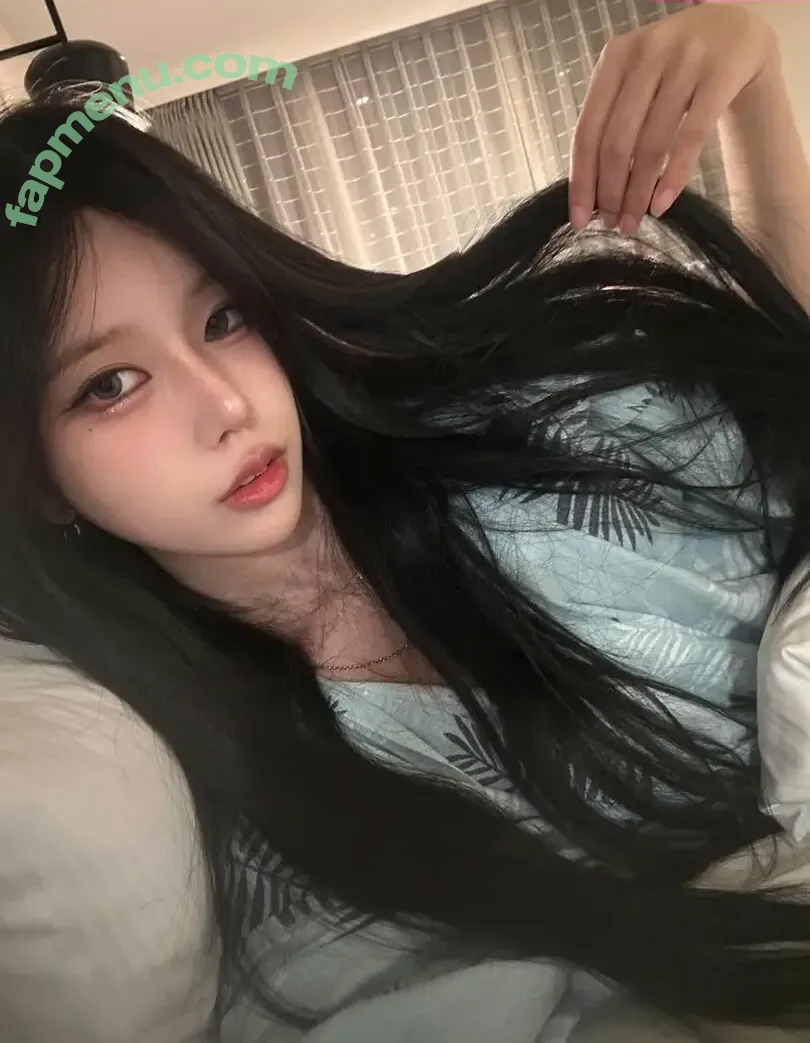 we8136 nude photo #0054 (suri_s2_ / 최솜이)