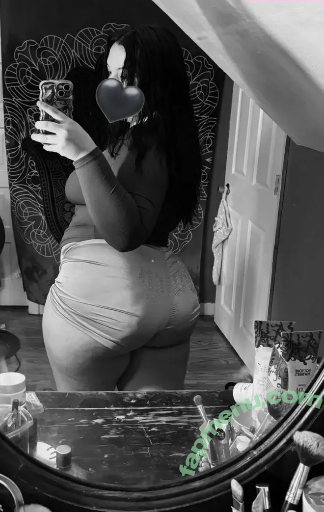 Weezy Weezyouttaherea nude photo #0040 (weezyouttaahere)