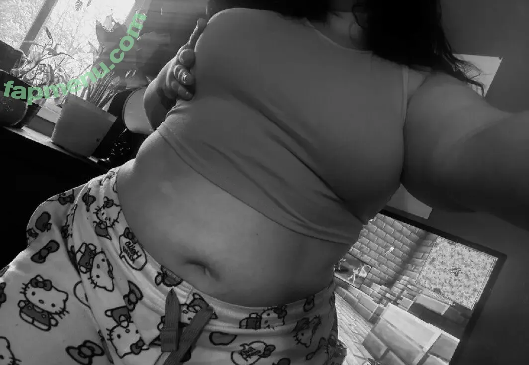 Weezy Weezyouttaherea nude photo #0043 (weezyouttaahere)