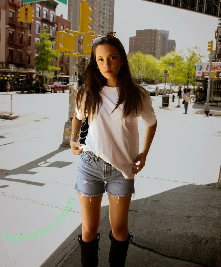 wellbeingwithabigail nude photo #0195 (Abigail St. John)