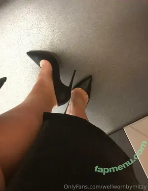  nude photo #0005