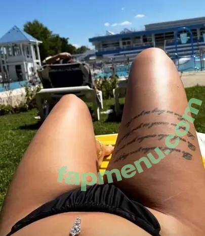 Wer ist das ? nude photo #0297 (mariamarquez495 / mel_ma0211)