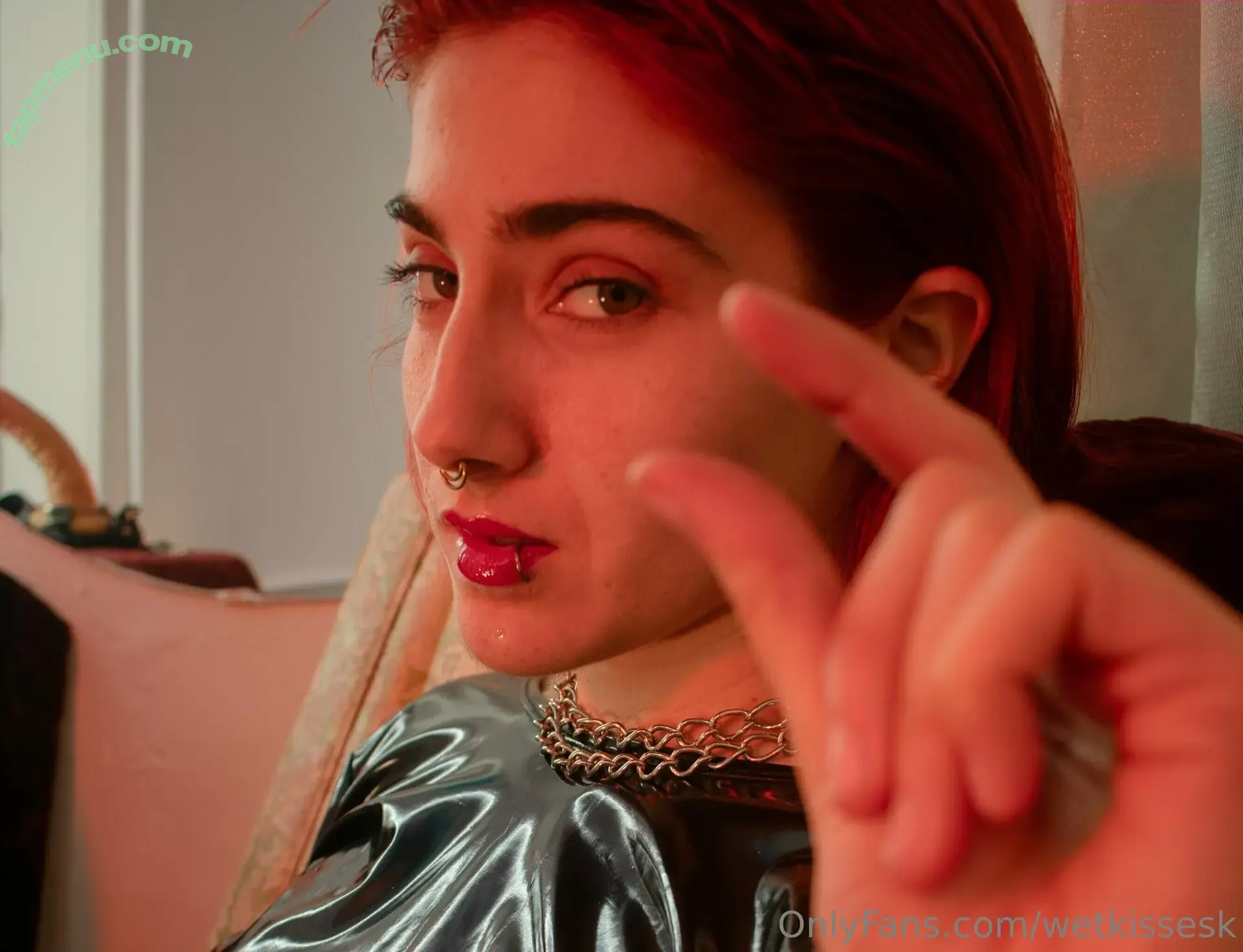 wetkissesk nude photo #0035 (wetkiss_official)