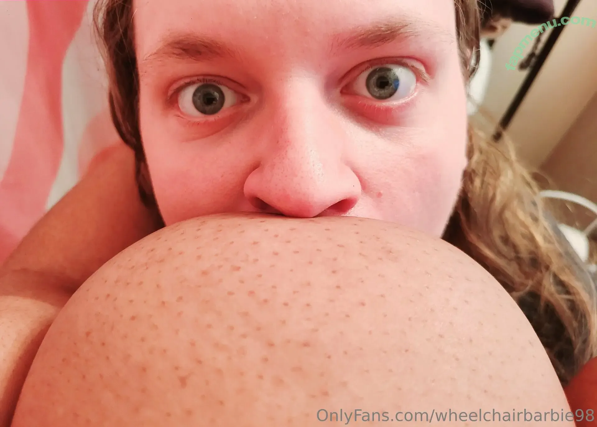 wheelchairbarbie98 nude photo #0033 (wheelchairbarbie98)