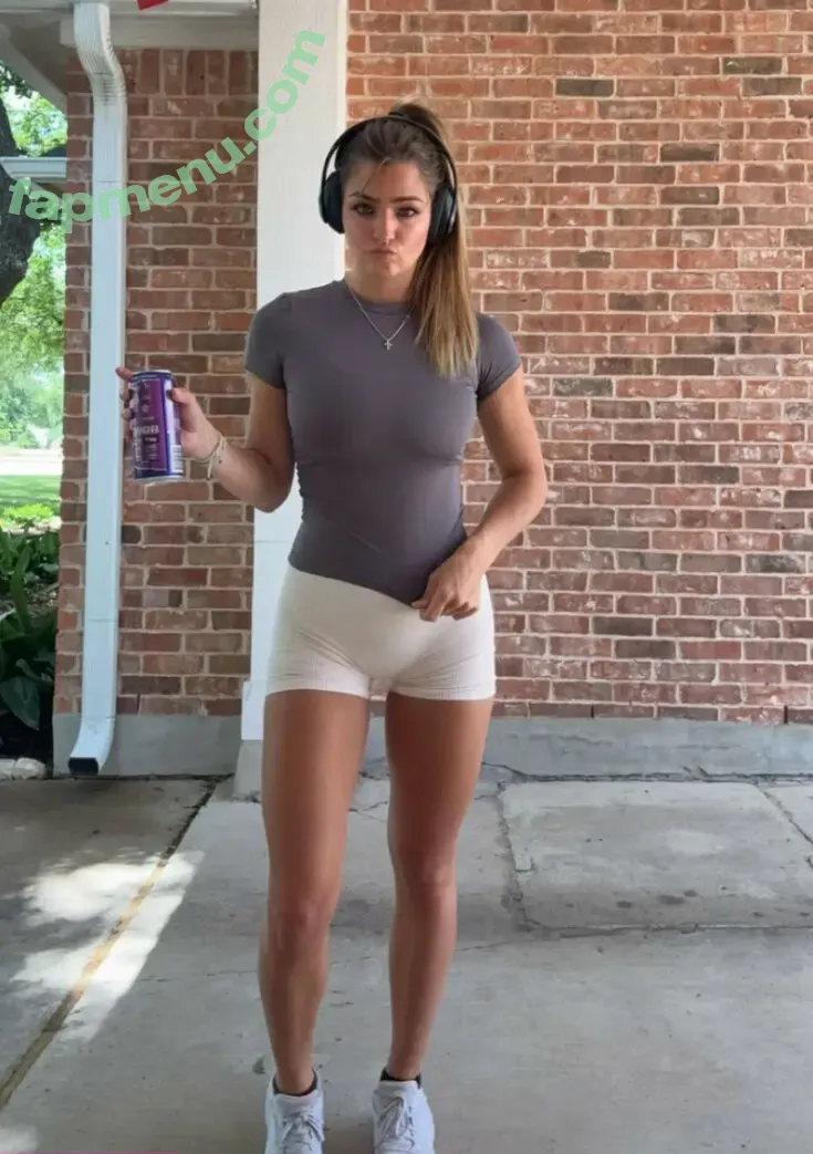 Whitney Robbins nude photo #0006 (whitney.l.robbins)