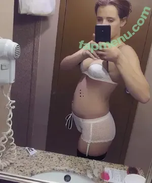 Who is this? / Identify unknown Hotwives and QoS in here / who.is.this.official nude photo #1175