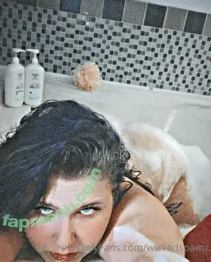 wickedspamz / thisisangel nude photo #0007