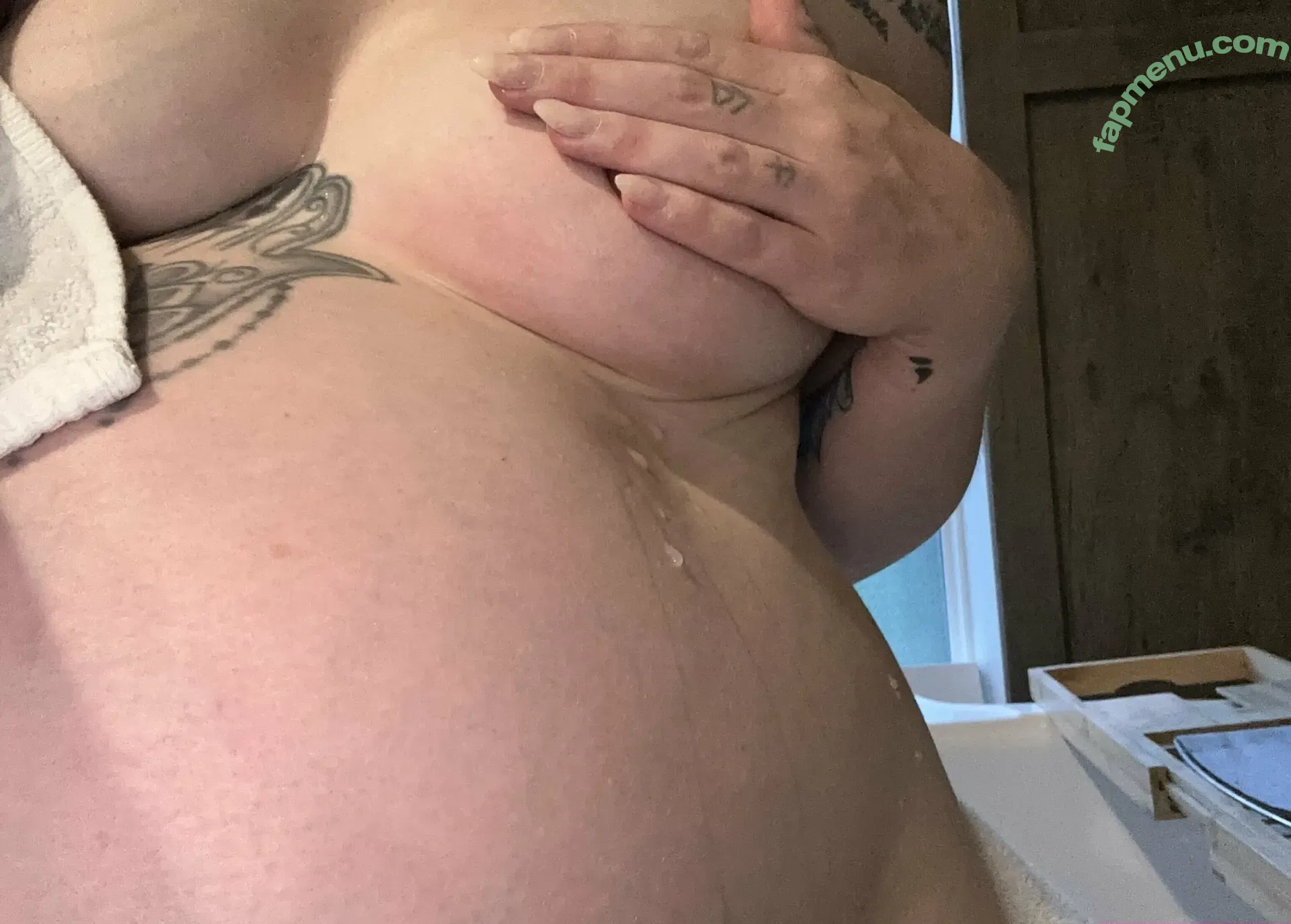 wildlymee nude photo #0027 (wildly.me)