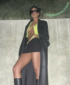 Willow Smith / willowsmith nude photo #0005