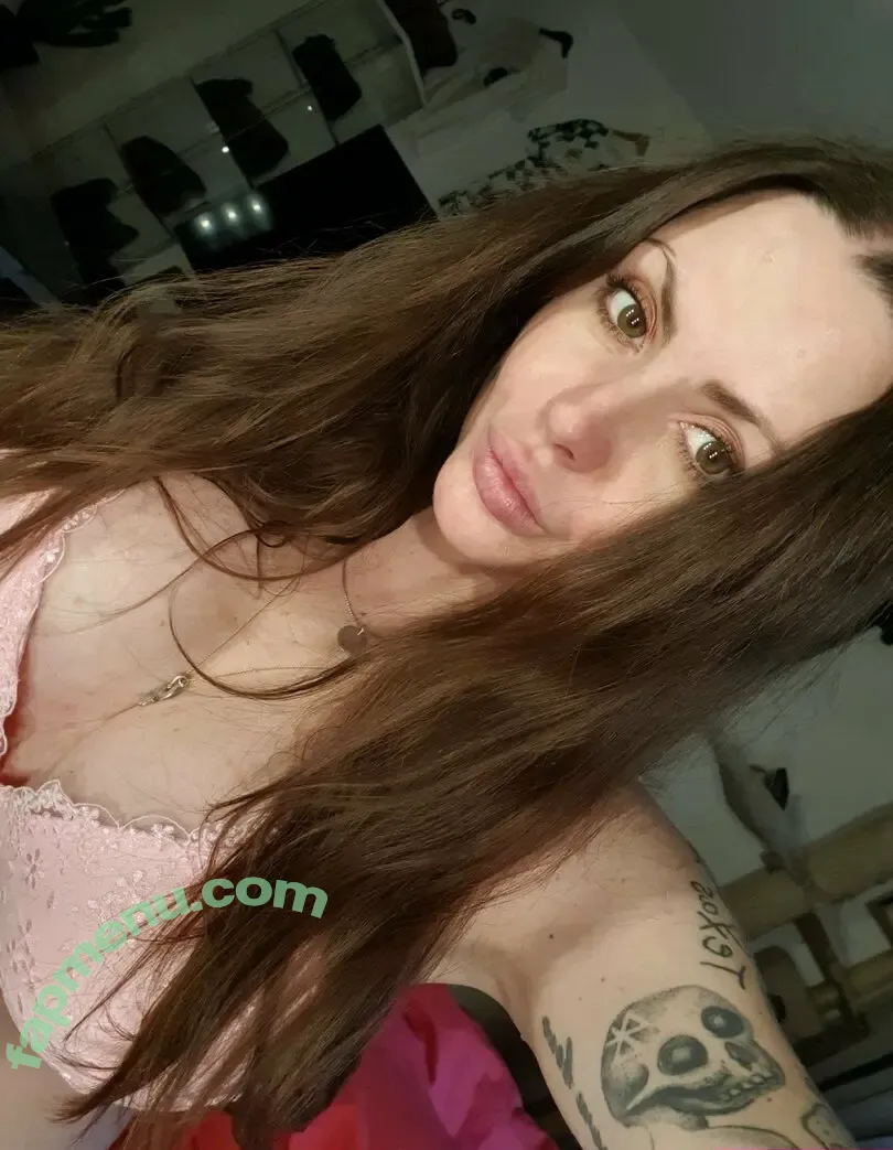 wineboobsandtattoos nude photo #0032 (wineboobsandtattoos)