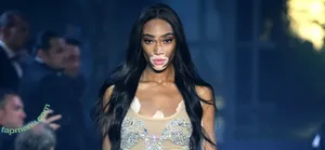 Winnie Harlow / winnieharlow nude photo #0555