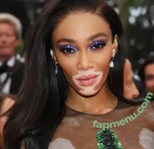Winnie Harlow / winnieharlow nude photo #0560