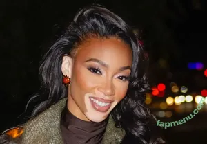 Winnie Harlow / winnieharlow nude photo #0566