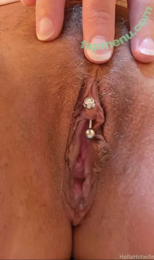 Winningcouplebtown / 30couplebtown / HellaHotwife / nikkisnaughtyniche nude photo #0014